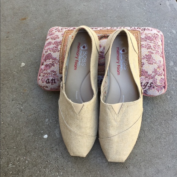 slip on comfort skechers